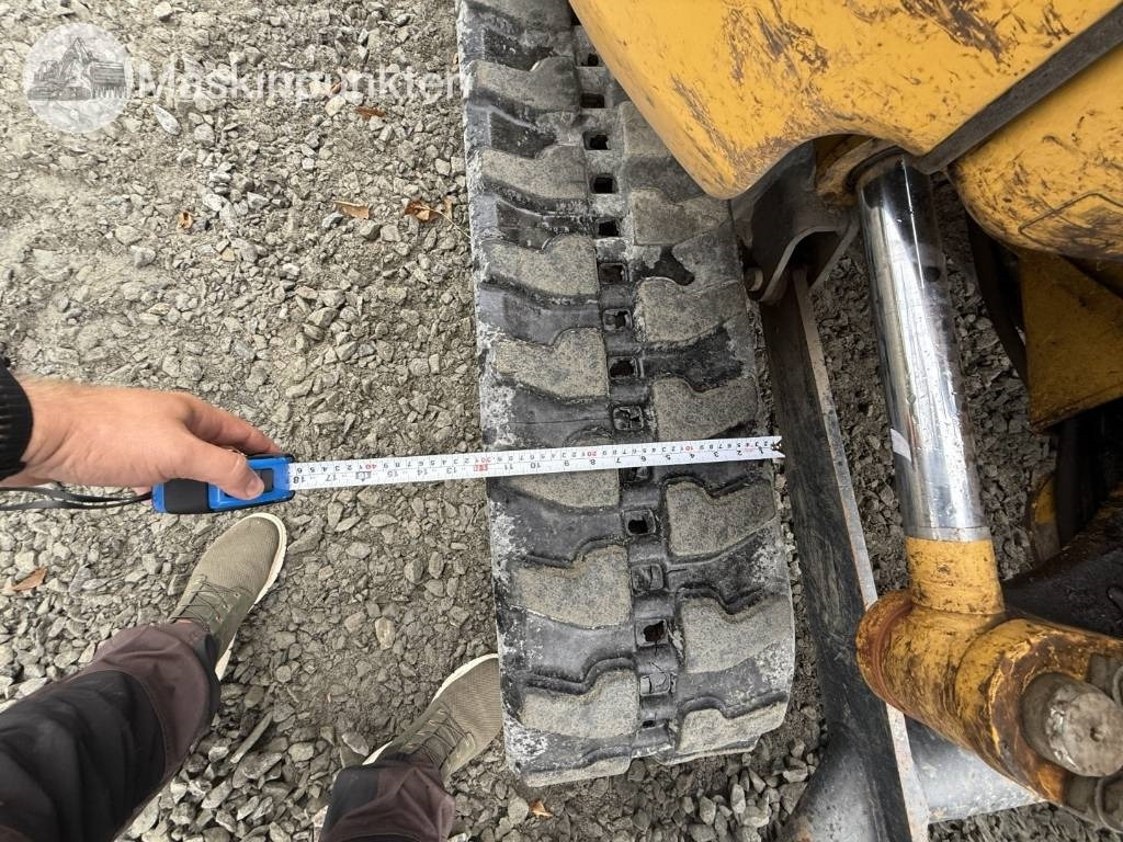 מיני מחפר Komatsu PC 26 MR: תמונה 47