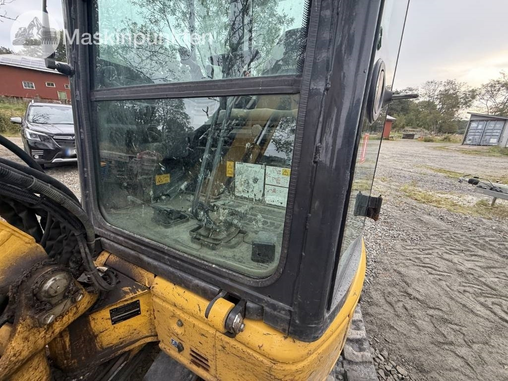 מיני מחפר Komatsu PC 26 MR: תמונה 29