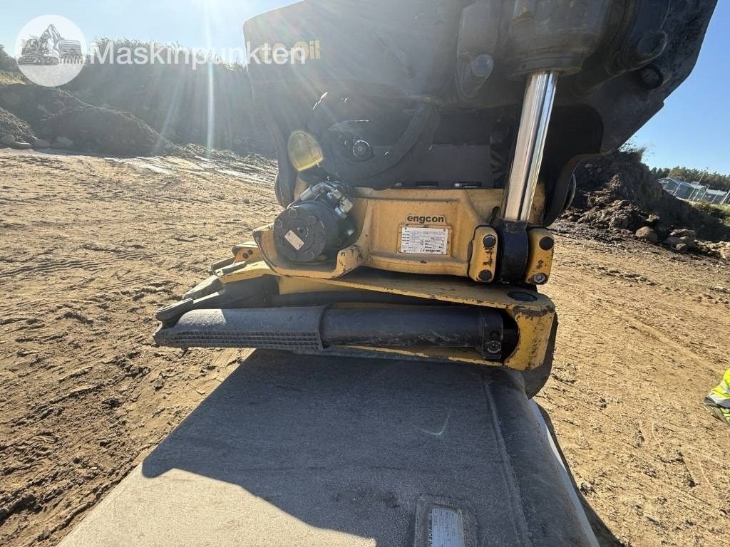 מחפר גלגלים Komatsu PW 160: תמונה 23 מחפר גלגלים Komatsu PW 160: תמונה 23