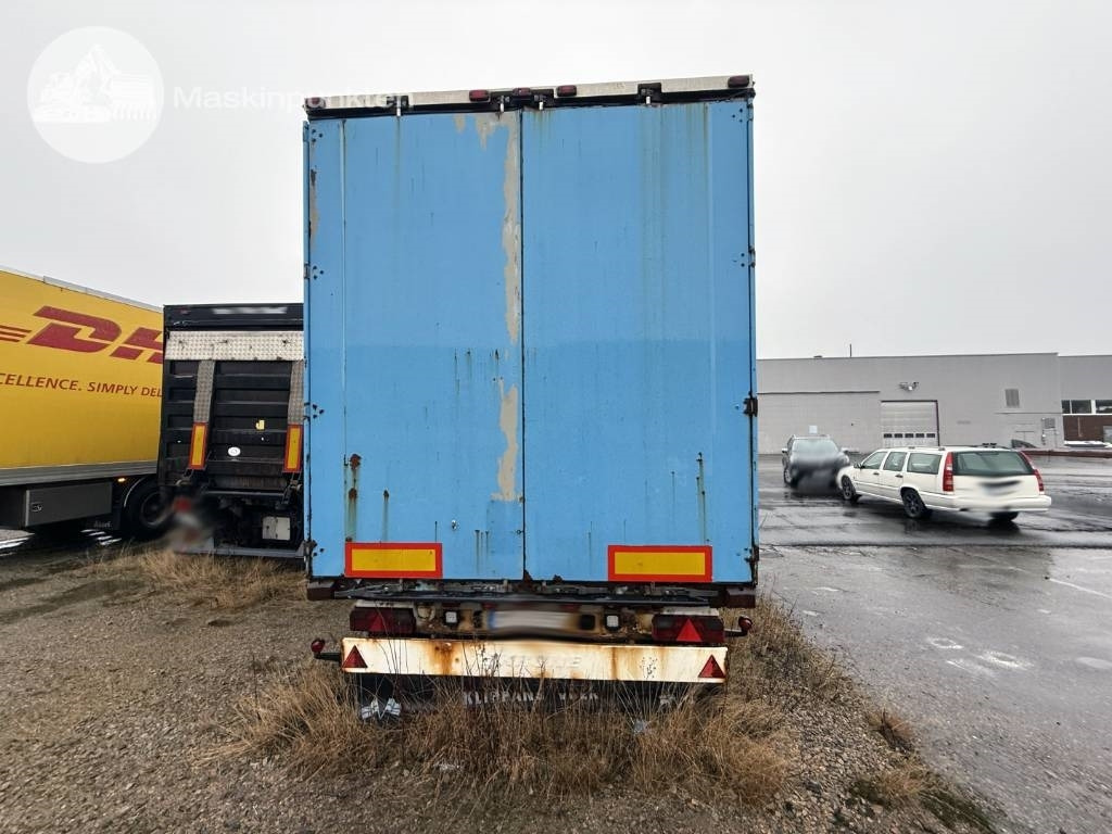 Krone SD P 27 ELB 2-CS - סמיטריילר עם וילונות צד: תמונה 4 Krone SD P 27 ELB 2-CS - סמיטריילר עם וילונות צד: תמונה 4
