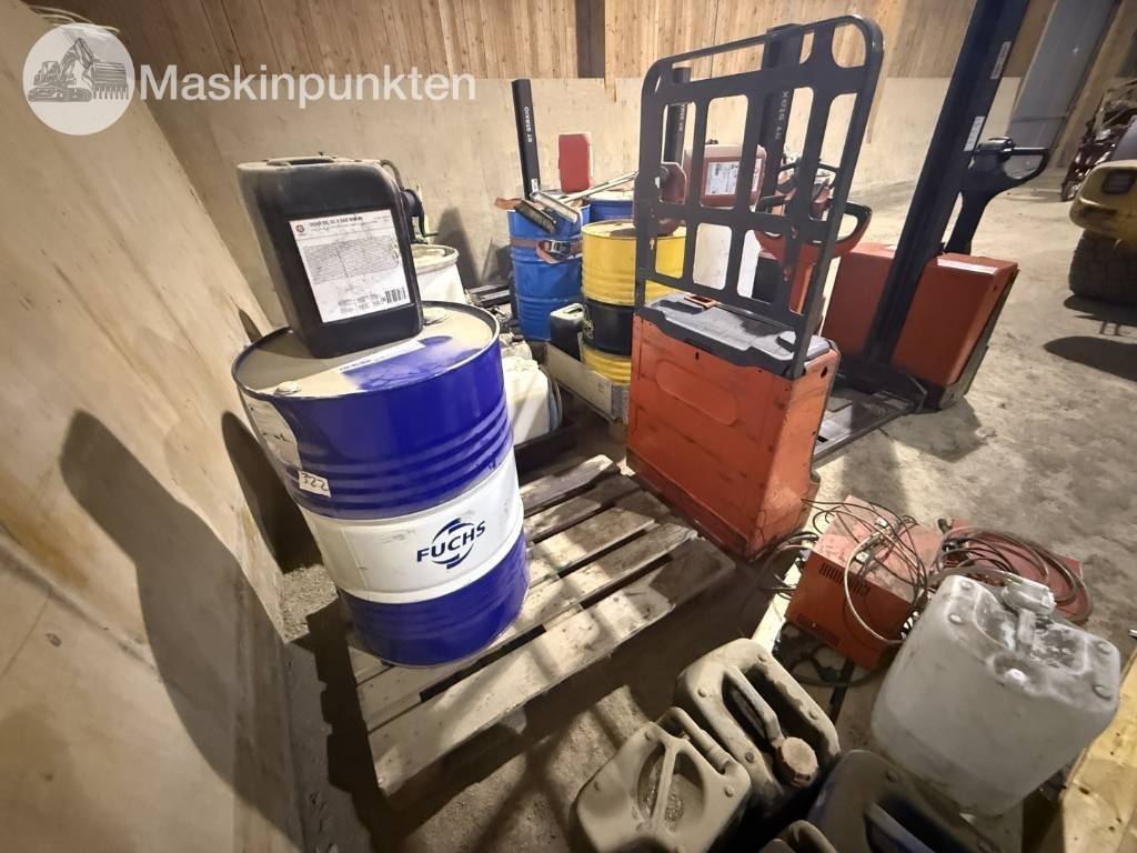 Linde T 16  - מלגזה חשמלית: תמונה 4 Linde T 16  - מלגזה חשמלית: תמונה 4