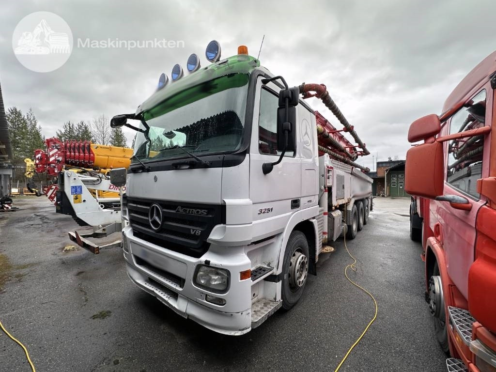 Mercedes-Benz 2651 L 8X4 Junjin jxzr42-5.16hp - משאית מערבלת בטון: תמונה 2 Mercedes-Benz 2651 L 8X4 Junjin jxzr42-5.16hp - משאית מערבלת בטון: תמונה 2