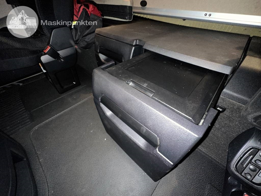 משאית תיבה Mercedes-Benz Actros 2545: תמונה 31