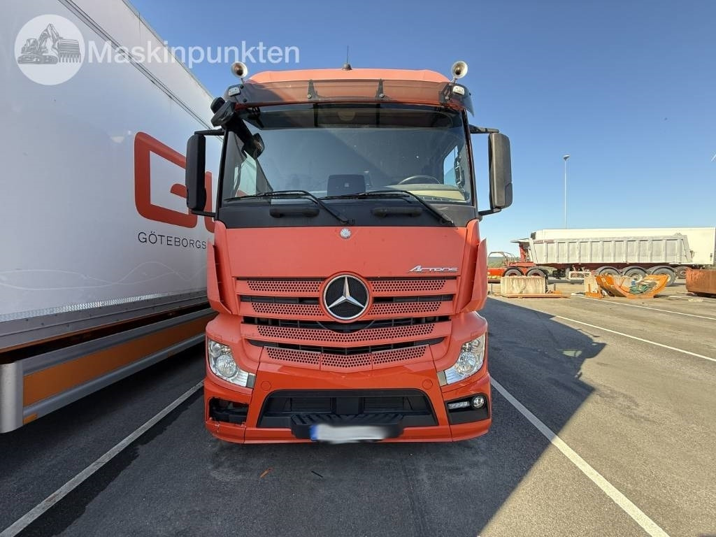 Mercedes-Benz Actros 2551 - משאית קירור: תמונה 2 Mercedes-Benz Actros 2551 - משאית קירור: תמונה 2