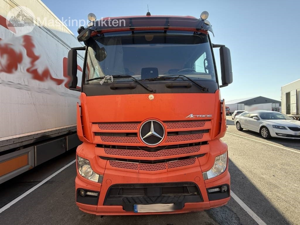 Mercedes-Benz Actros 2551 - משאית קירור: תמונה 2 Mercedes-Benz Actros 2551 - משאית קירור: תמונה 2