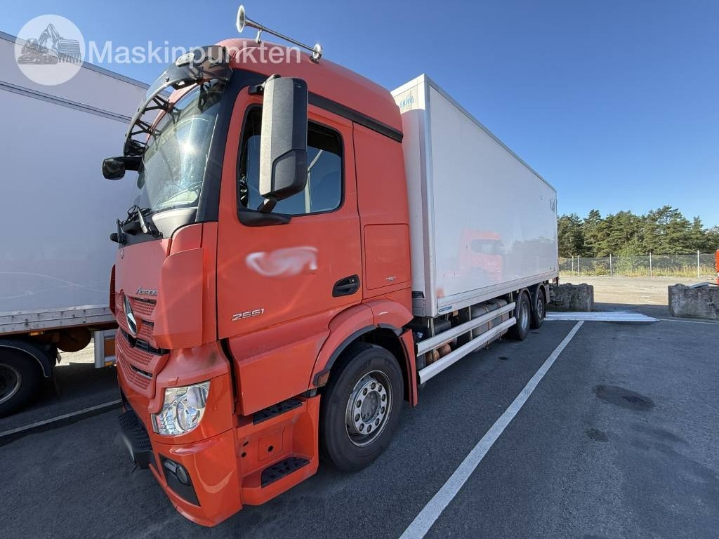 Mercedes-Benz Actros 2551 - משאית קירור: תמונה 1 Mercedes-Benz Actros 2551 - משאית קירור: תמונה 1
