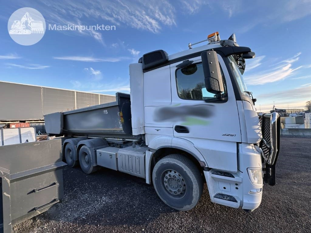 Mercedes-Benz Arocs 3251 - משאית הרמת וו: תמונה 3 Mercedes-Benz Arocs 3251 - משאית הרמת וו: תמונה 3