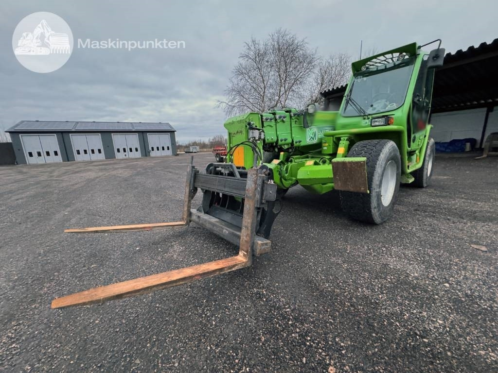 Merlo 40.17 - מעמיס גלגלים טלסקופי: תמונה 3 Merlo 40.17 - מעמיס גלגלים טלסקופי: תמונה 3