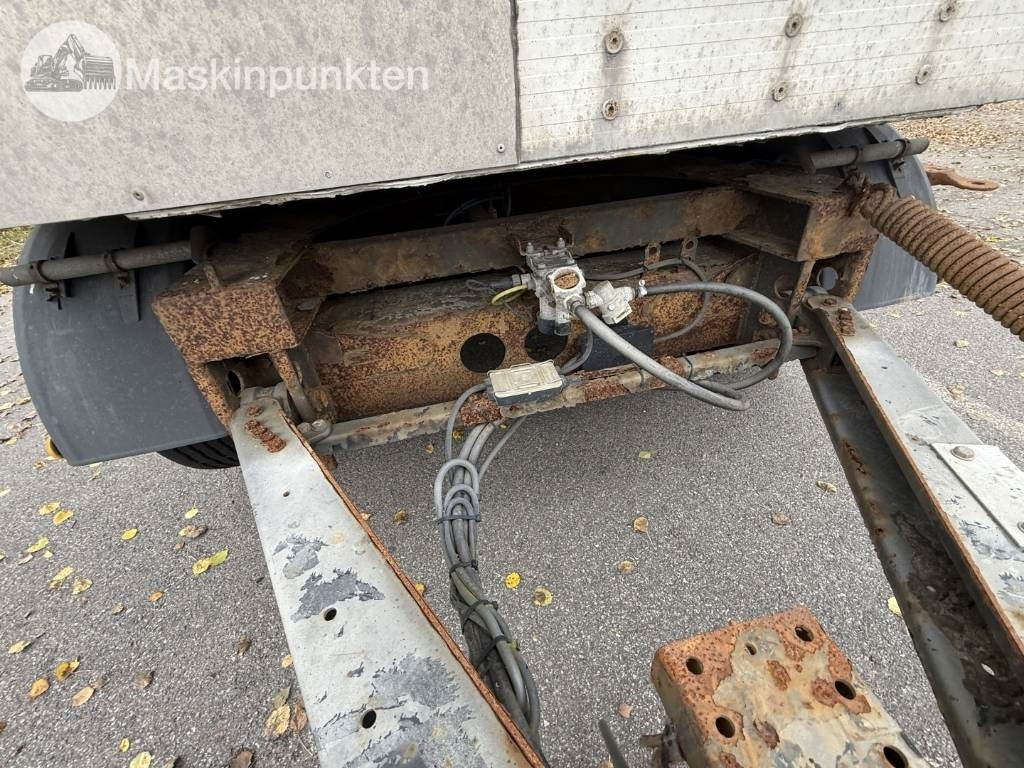 קרון נגרר בתיבה סגורה Närko D4HW13L62: תמונה 13