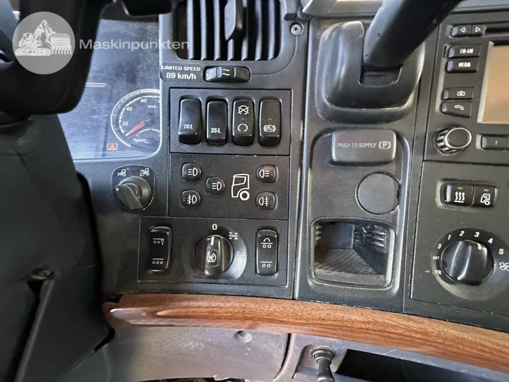 משאית הרמת וו Scania G 490: תמונה 23