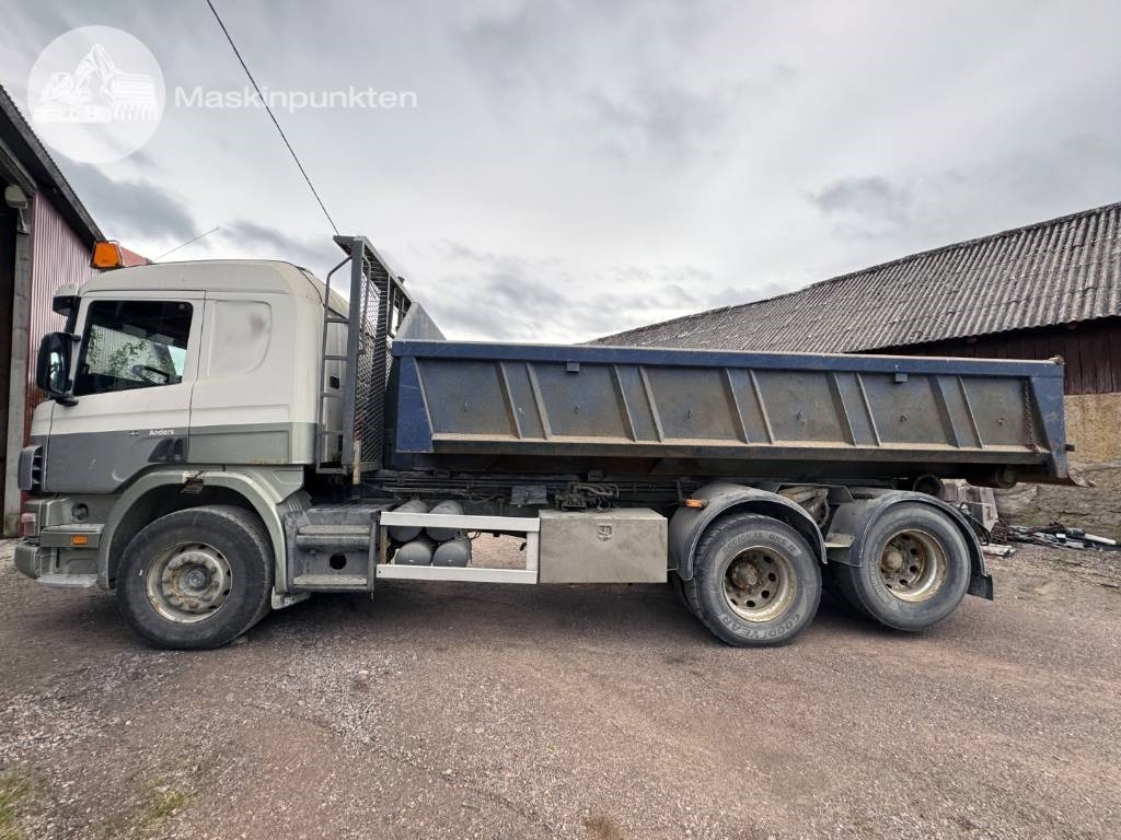 Scania P 124-360 - משאית הרמת וו: תמונה 2 Scania P 124-360 - משאית הרמת וו: תמונה 2