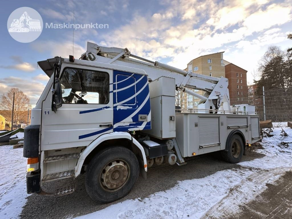 Scania P 92 M - פלטפורמה אווירית מותקנת על משאית: תמונה 2 Scania P 92 M - פלטפורמה אווירית מותקנת על משאית: תמונה 2