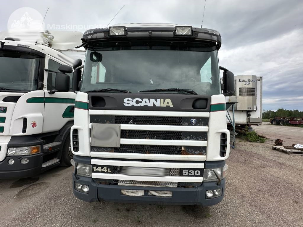 Scania R 124 LB - מוביל מכולות/ משאית החלפת גוף: תמונה 3 Scania R 124 LB - מוביל מכולות/ משאית החלפת גוף: תמונה 3