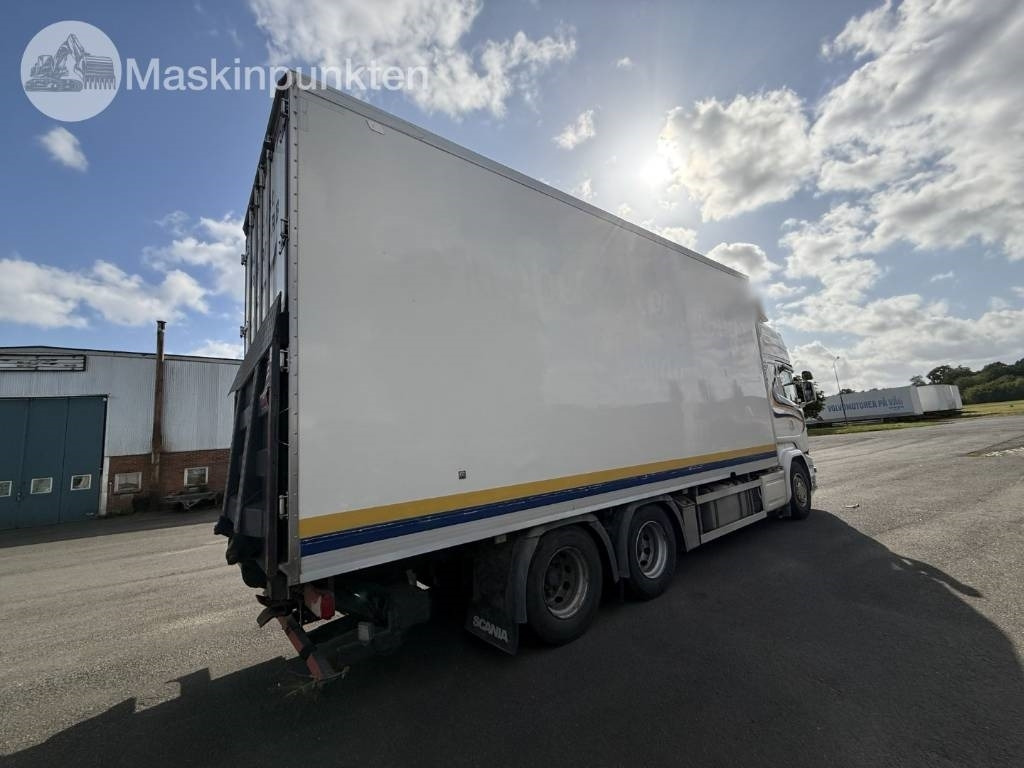 Scania R 520 LB - משאית תיבה: תמונה 5 Scania R 520 LB - משאית תיבה: תמונה 5