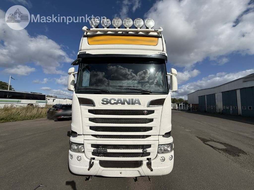 Scania R 520 LB - משאית תיבה: תמונה 2 Scania R 520 LB - משאית תיבה: תמונה 2