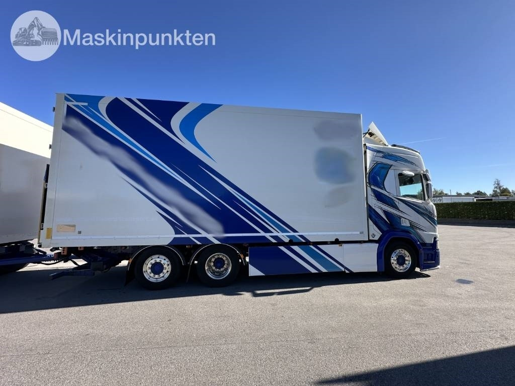 Scania R 520 - משאית תיבה: תמונה 4 Scania R 520 - משאית תיבה: תמונה 4