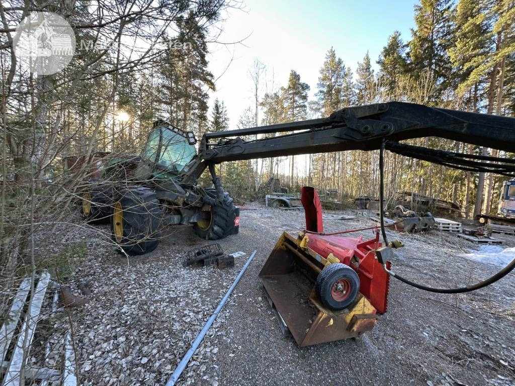 Timberjack 870 B  - מקצרת יערות: תמונה 5 Timberjack 870 B  - מקצרת יערות: תמונה 5