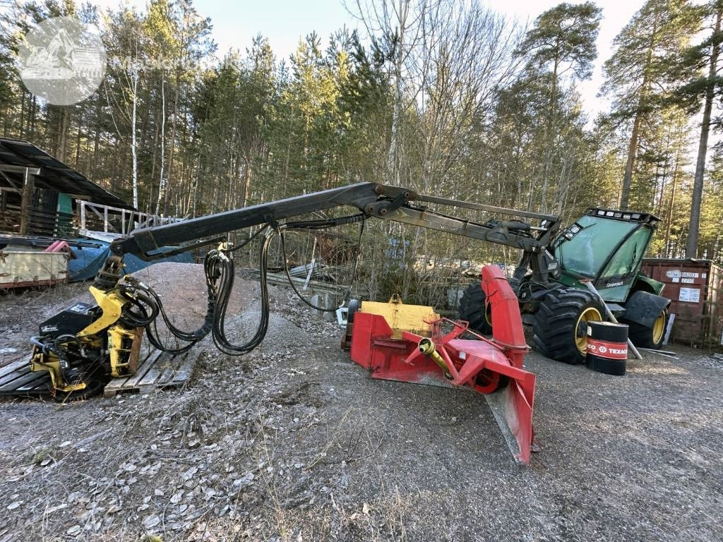 Timberjack 870 B - מקצרת יערות: תמונה 1 Timberjack 870 B - מקצרת יערות: תמונה 1