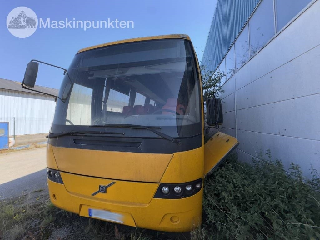 Volvo B 12 M - אוטובוס פרברים: תמונה 1 Volvo B 12 M - אוטובוס פרברים: תמונה 1