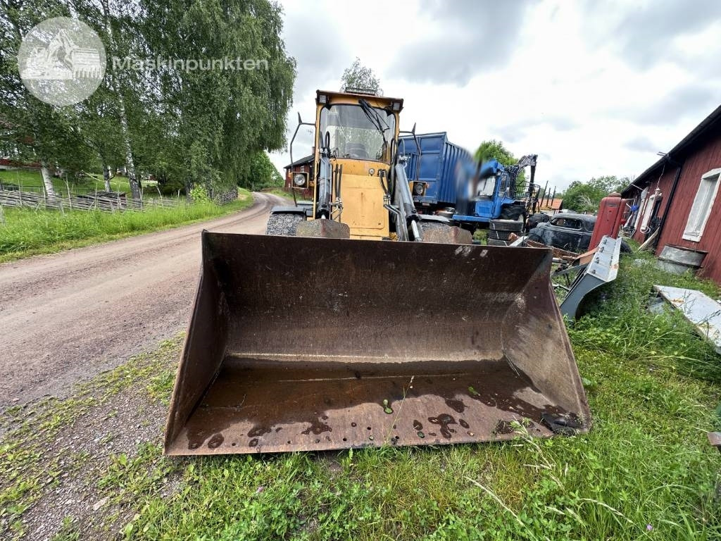 Volvo BM 4300 - מעמיס גלגלים: תמונה 2 Volvo BM 4300 - מעמיס גלגלים: תמונה 2