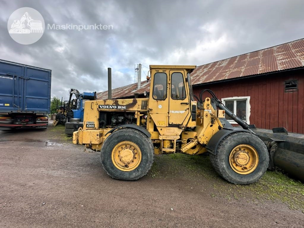 Volvo BM 4300 - מעמיס גלגלים: תמונה 4 Volvo BM 4300 - מעמיס גלגלים: תמונה 4