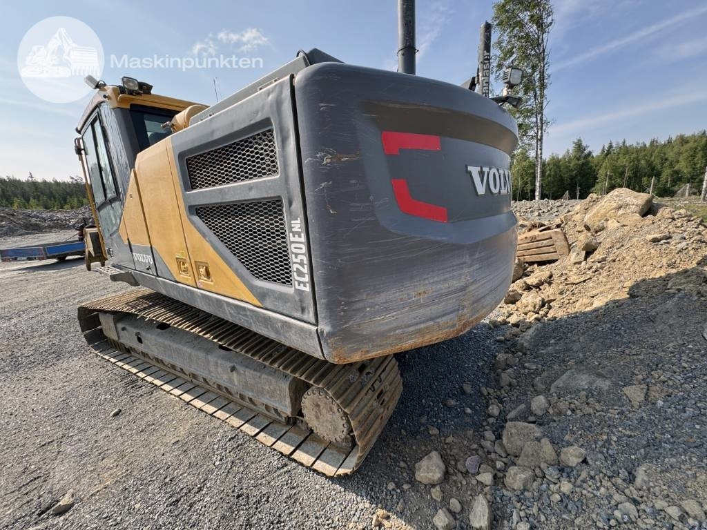 Volvo EC 250 E N L - מחפר סורק: תמונה 3 Volvo EC 250 E N L - מחפר סורק: תמונה 3
