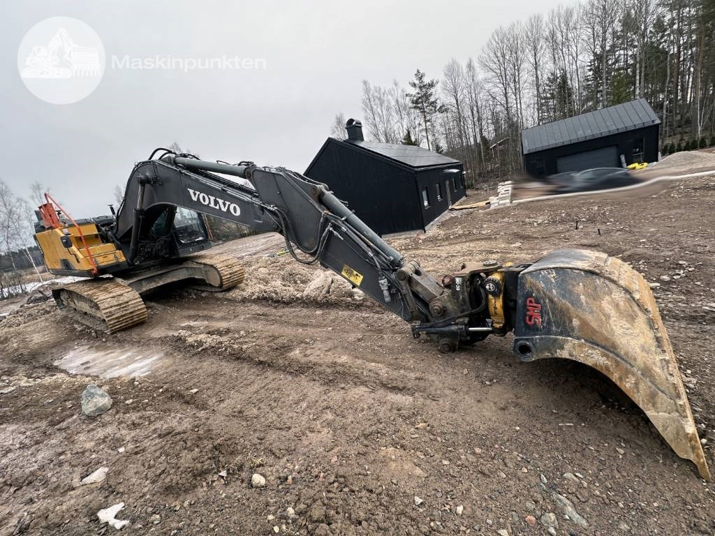 Volvo EC 300 EL - מחפר סורק: תמונה 4 Volvo EC 300 EL - מחפר סורק: תמונה 4