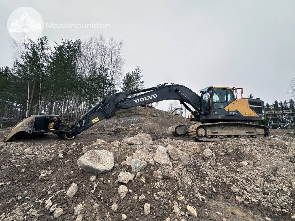 Volvo EC 300 EL - מחפר סורק: תמונה 1 Volvo EC 300 EL - מחפר סורק: תמונה 1