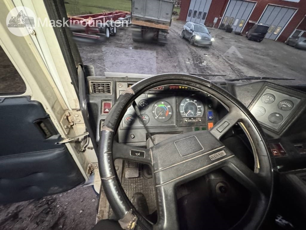 משאית עץ Volvo F 16: תמונה 43