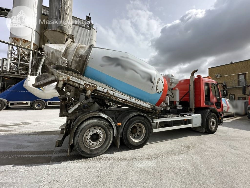 Volvo FE 320 - משאית מערבלת בטון: תמונה 5 Volvo FE 320 - משאית מערבלת בטון: תמונה 5