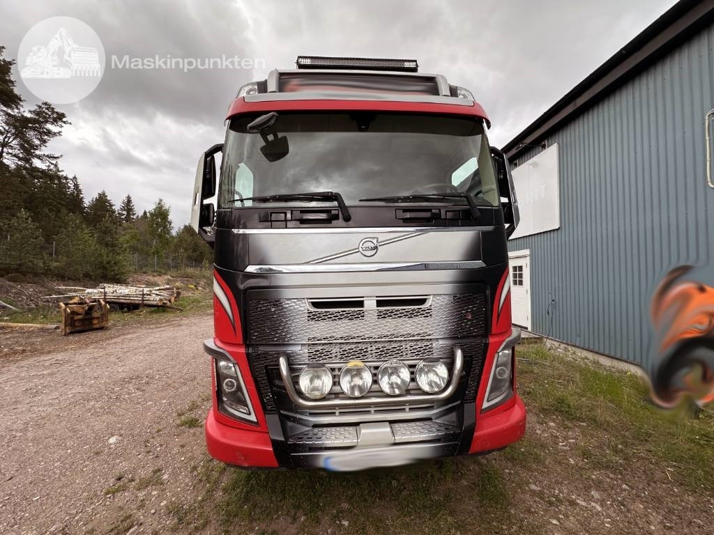 Volvo FH 16 750  - משאית עץ: תמונה 3 Volvo FH 16 750  - משאית עץ: תמונה 3