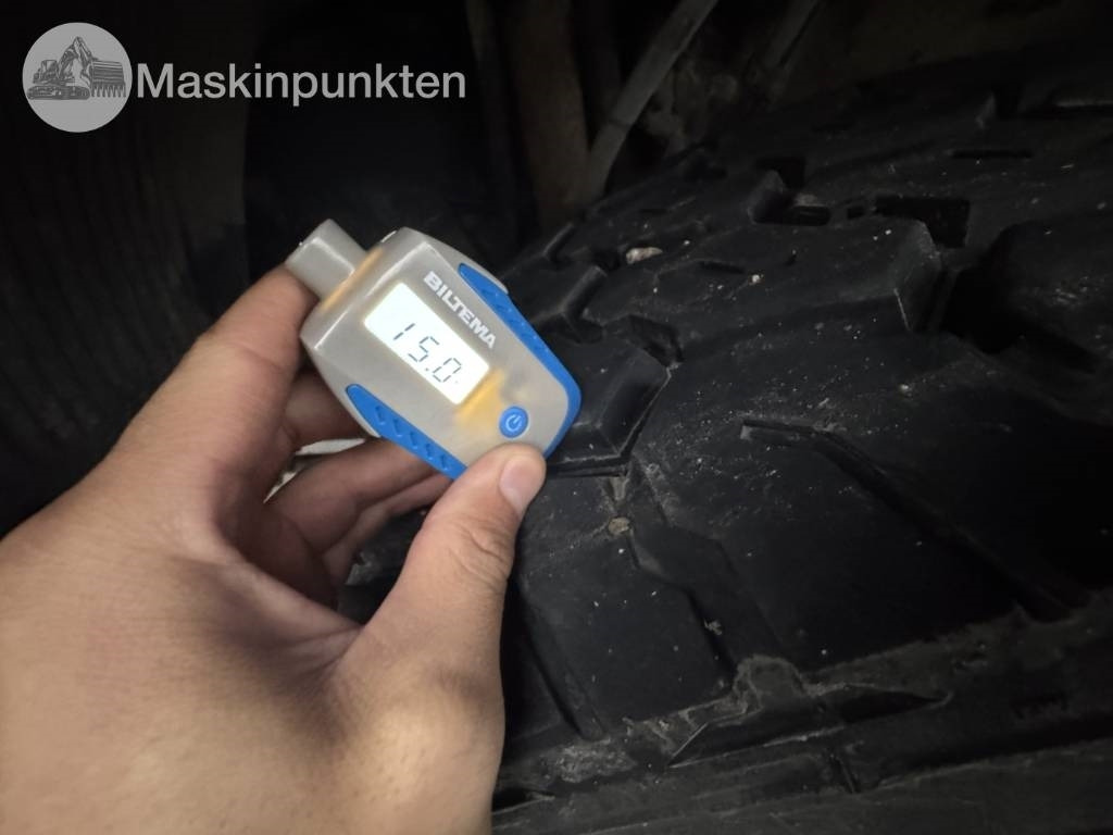 Volvo FH 8*4 Tridem lastväxlare - משאית הרמת וו: תמונה 5 Volvo FH 8*4 Tridem lastväxlare - משאית הרמת וו: תמונה 5