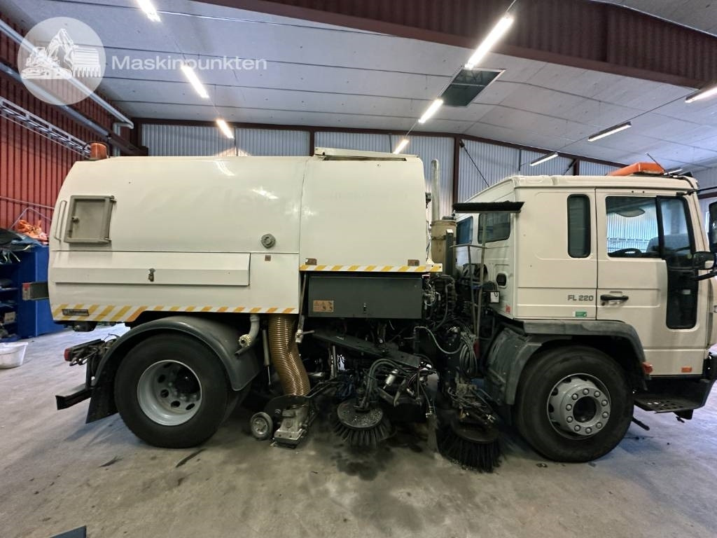 Volvo FL 618 - משאית אשפה: תמונה 1 Volvo FL 618 - משאית אשפה: תמונה 1