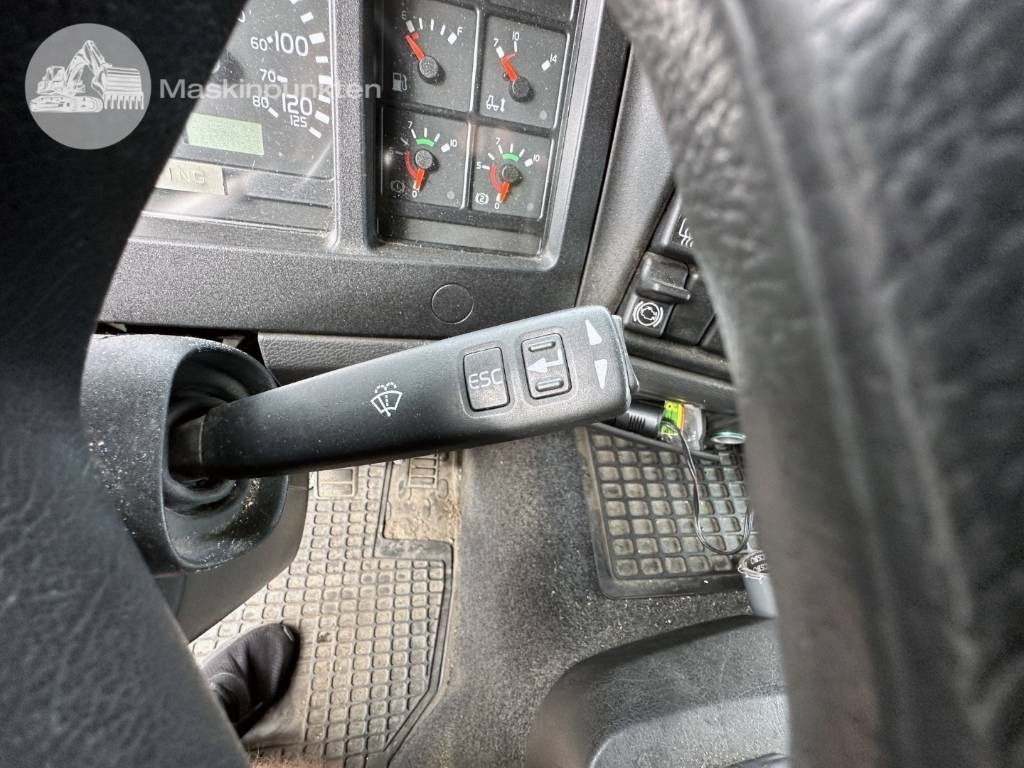 משאית תיבה Volvo FL 6: תמונה 42
