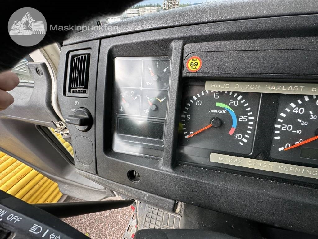 משאית תיבה Volvo FL 6: תמונה 40