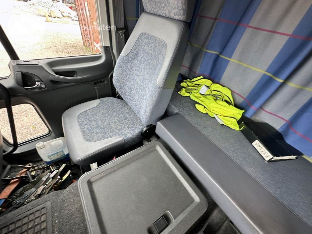 משאית תיבה Volvo FL 6: תמונה 34
