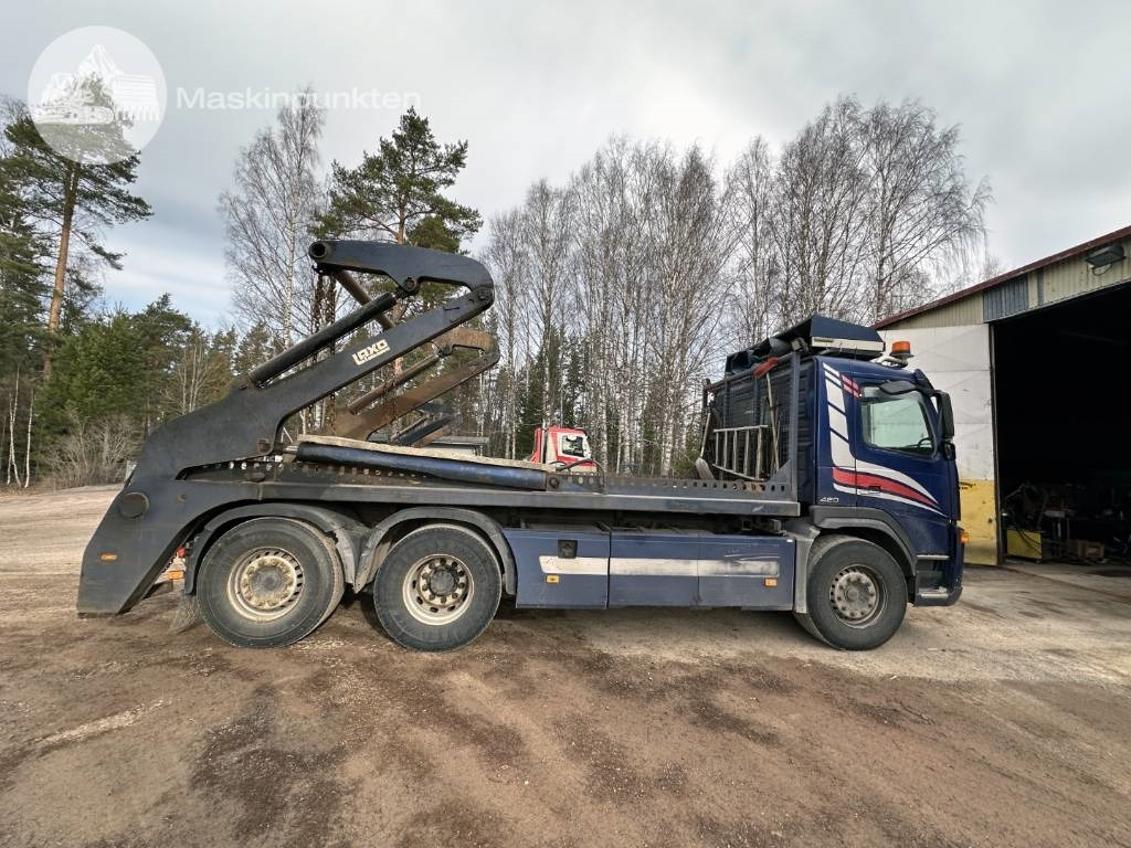 Volvo FM 12 420 LAXO Liftdumper + lastväxlare + flak - משאית דילוג העמסה: תמונה 4 Volvo FM 12 420 LAXO Liftdumper + lastväxlare + flak - משאית דילוג העמסה: תמונה 4