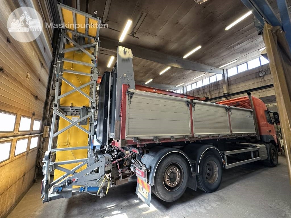 Volvo FM 460 LAXO TMA - מוביל מכולות/ משאית החלפת גוף: תמונה 4 Volvo FM 460 LAXO TMA - מוביל מכולות/ משאית החלפת גוף: תמונה 4