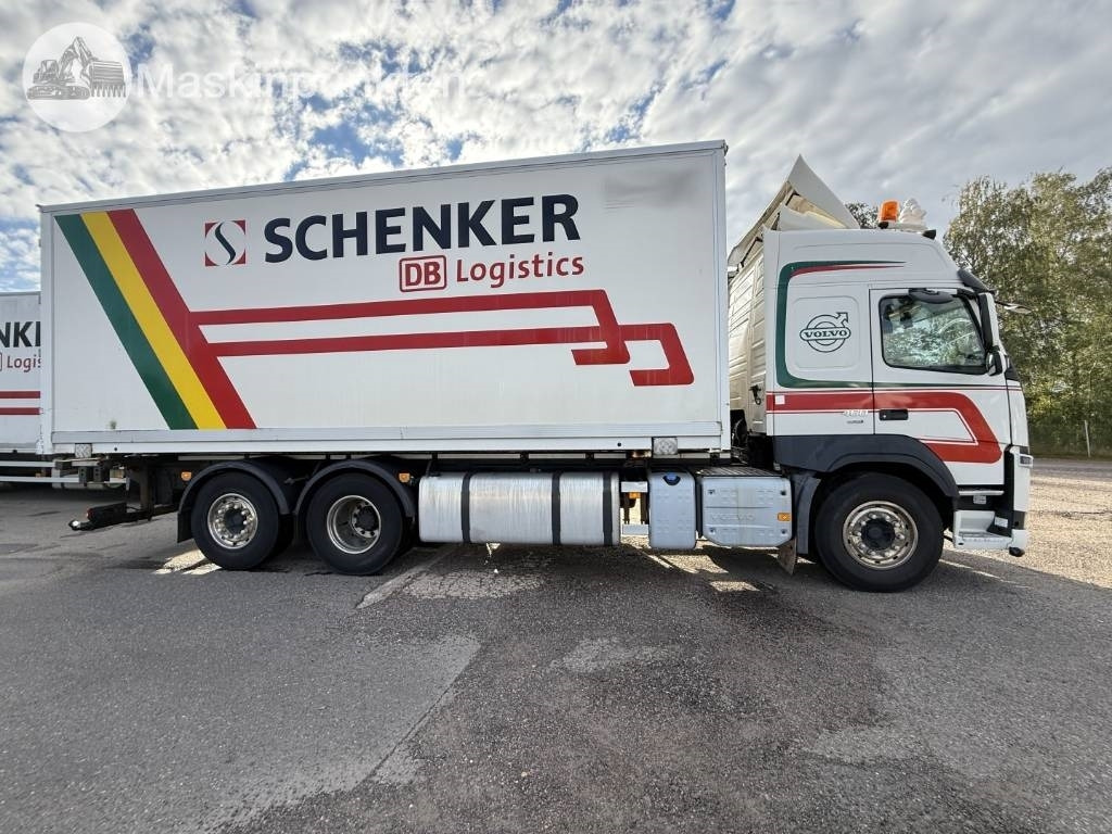 Volvo FM 460 - מוביל מכולות/ משאית החלפת גוף: תמונה 5 Volvo FM 460 - מוביל מכולות/ משאית החלפת גוף: תמונה 5