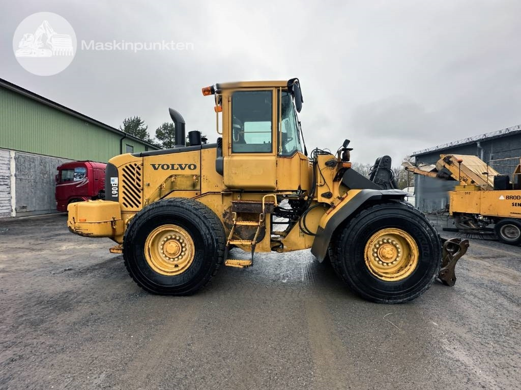 Volvo L 90 E - מעמיס גלגלים: תמונה 4 Volvo L 90 E - מעמיס גלגלים: תמונה 4