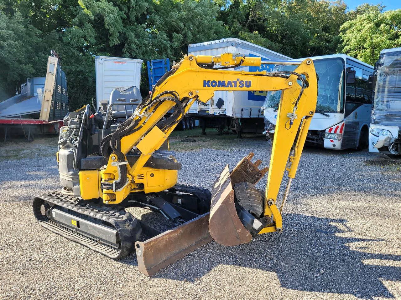 KOMATSU MINI PELLE FC 24 MR-5 - מיני מחפר: תמונה 1 KOMATSU MINI PELLE FC 24 MR-5 - מיני מחפר: תמונה 1