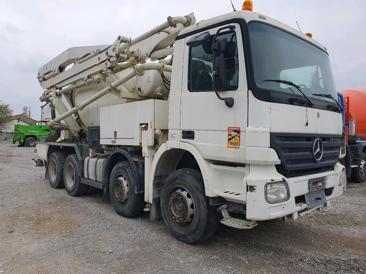 MERCEDES ACTROS 3236 MALAX PUTZMEISTER - משאית מערבלת בטון: תמונה 1 MERCEDES ACTROS 3236 MALAX PUTZMEISTER - משאית מערבלת בטון: תמונה 1