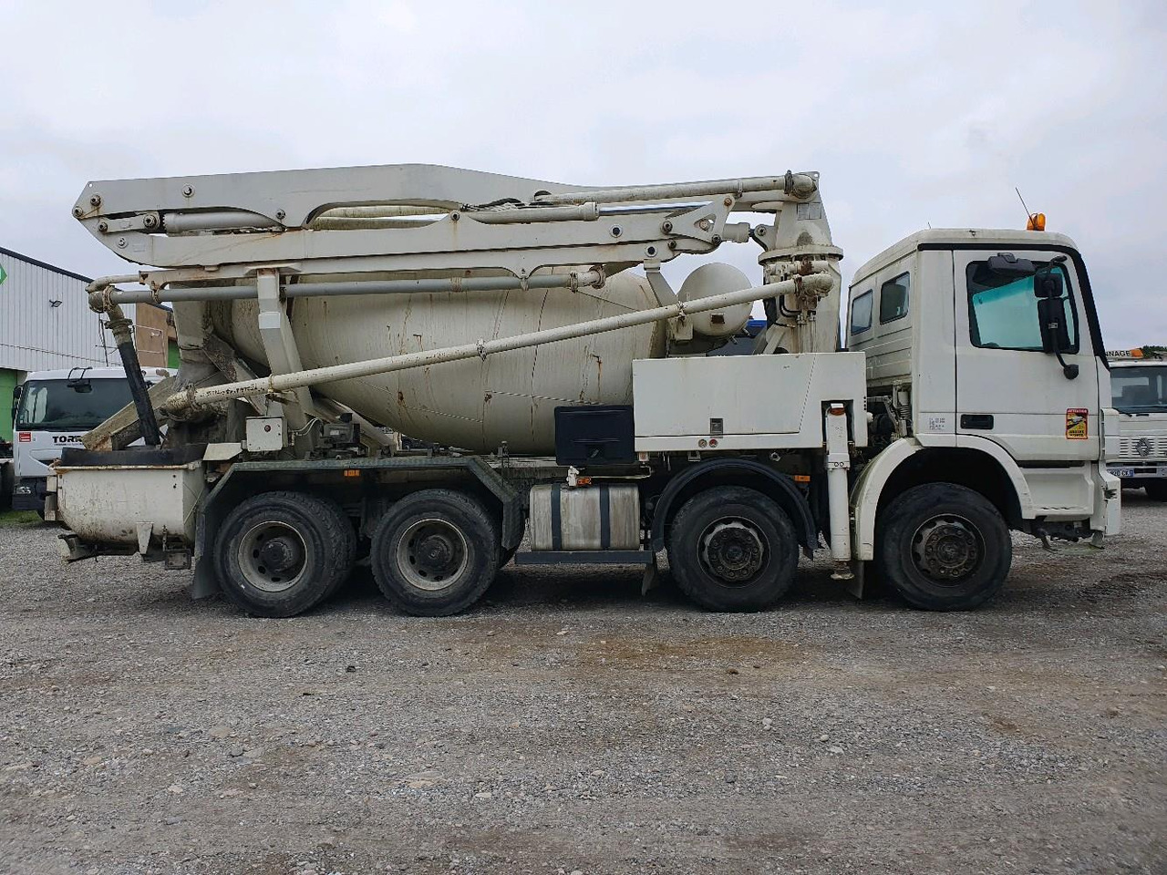 MERCEDES ACTROS 3236 MALAX PUTZMEISTER - משאית מערבלת בטון: תמונה 3 MERCEDES ACTROS 3236 MALAX PUTZMEISTER - משאית מערבלת בטון: תמונה 3