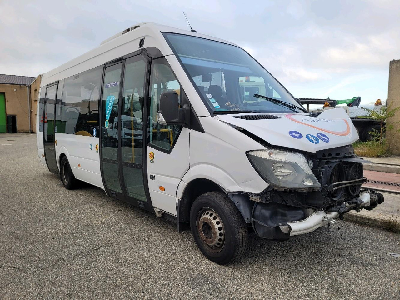 MERCEDES SPRINTER II CHASSIS 5.0T 516 C - מכונות אחרות: תמונה 1 MERCEDES SPRINTER II CHASSIS 5.0T 516 C - מכונות אחרות: תמונה 1