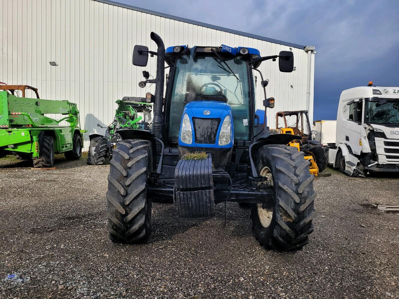 NEW HOLLAND T6.175 - טרקטור חקלאי: תמונה 2 NEW HOLLAND T6.175 - טרקטור חקלאי: תמונה 2
