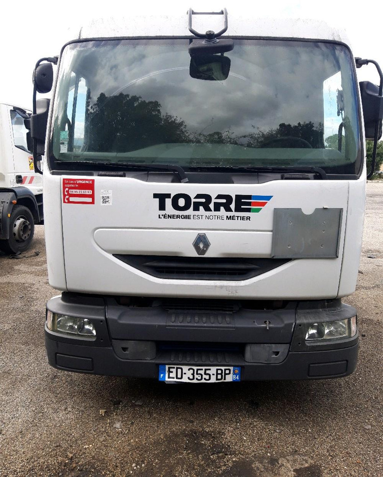 RENAULT MIDLUM CITERNE 7500 - משאית מכל: תמונה 2 RENAULT MIDLUM CITERNE 7500 - משאית מכל: תמונה 2