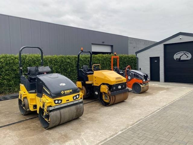 Bomag BW 120 AD-5 - רולר כביש: תמונה 1 Bomag BW 120 AD-5 - רולר כביש: תמונה 1