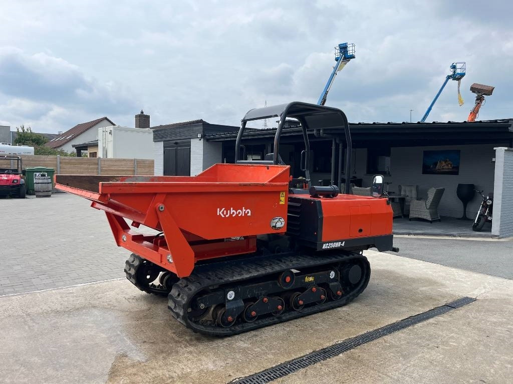 Kubota KC 250 HR-4 - מסיר פסולת זוחל: תמונה 4 Kubota KC 250 HR-4 - מסיר פסולת זוחל: תמונה 4