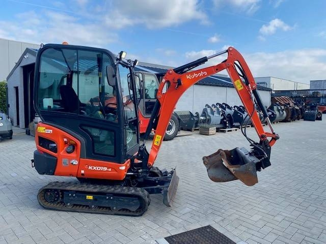 Kubota KX 019-4 - מיני מחפר: תמונה 1 Kubota KX 019-4 - מיני מחפר: תמונה 1