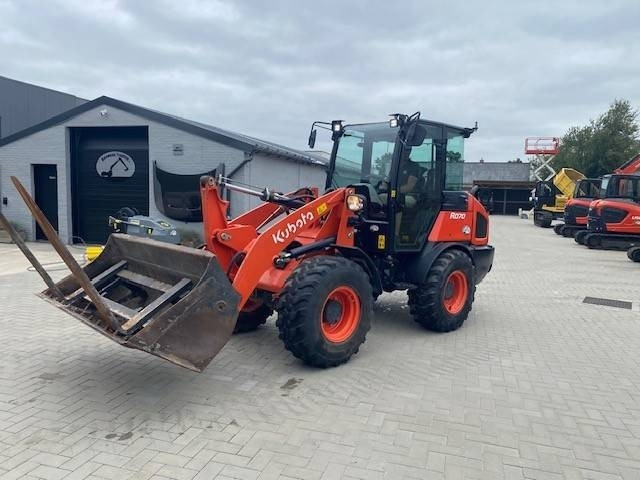 Kubota R 070 - מעמיס גלגלים: תמונה 4 Kubota R 070 - מעמיס גלגלים: תמונה 4